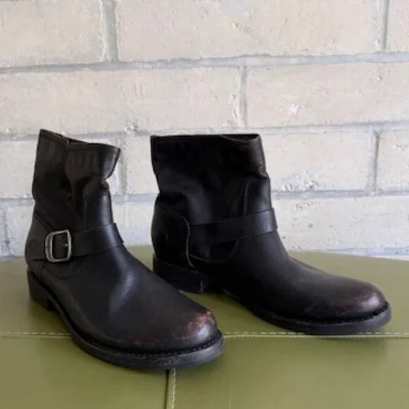 Frye Veronica Bootie distressed black leather size W 11 - Picture 2 of 10